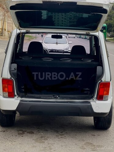LADA (VAZ) Niva-6