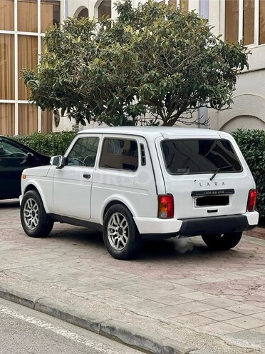 LADA (VAZ) Niva-3