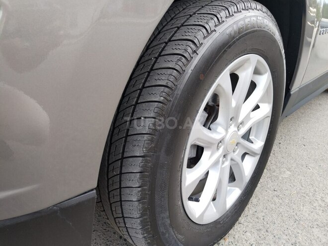 Chevrolet Equinox-10