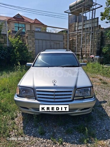 Mercedes C 240-1