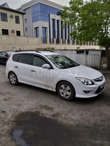 Hyundai i30-2