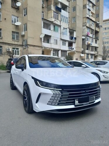 BYD Destroyer 05-17