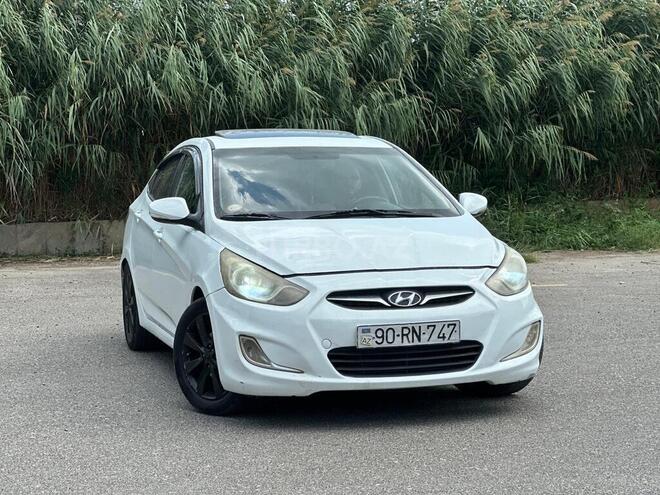 Hyundai Accent-1