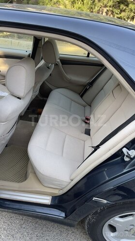 Mercedes C 200-8