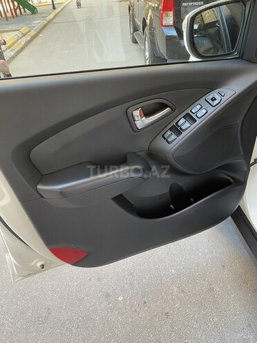 Hyundai ix35-8