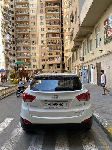 Hyundai ix35-6