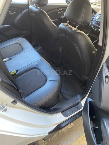 Hyundai ix35-12