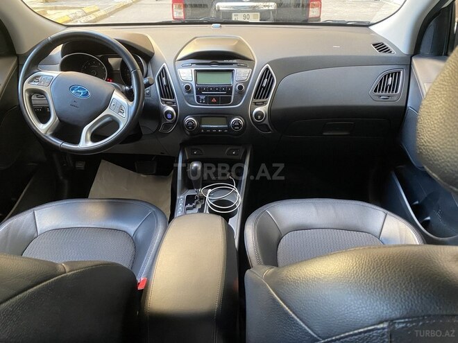 Hyundai ix35-13