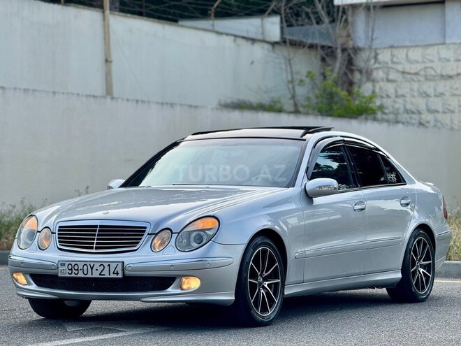 Mercedes E 320-9