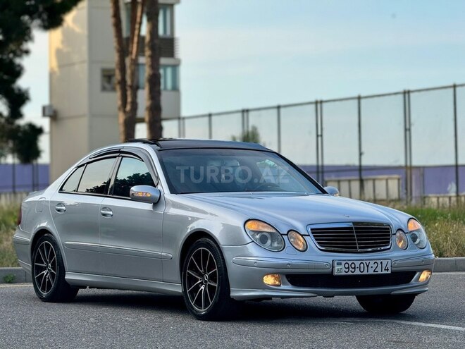 Mercedes E 320-8