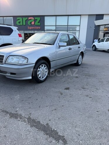 Mercedes C 180-2