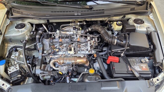 Toyota Corolla-16