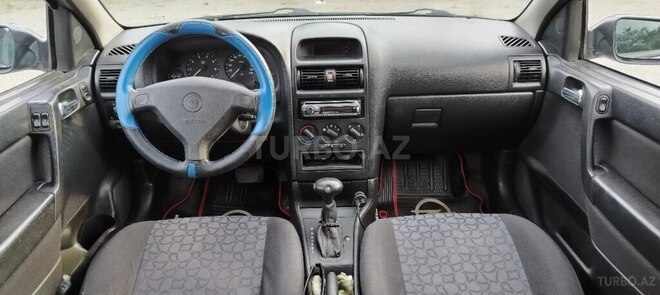 Opel Astra-7