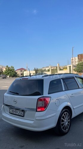 Opel Astra-7