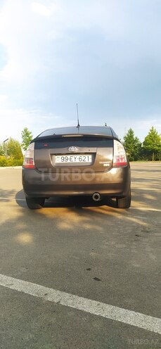 Toyota Prius-16