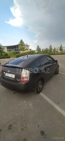 Toyota Prius-2