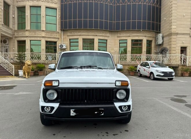 LADA (VAZ) Niva-1