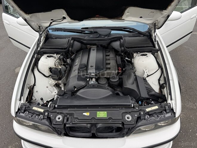 BMW 530-8