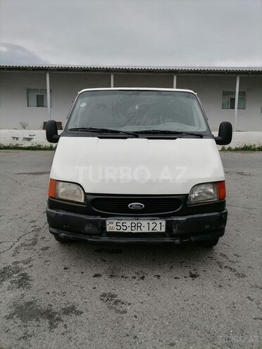Ford Transit-1