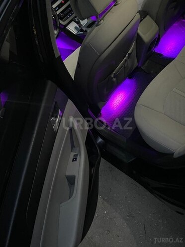 Hyundai Sonata-12