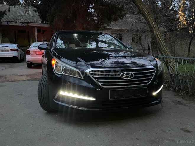 Hyundai Sonata-1