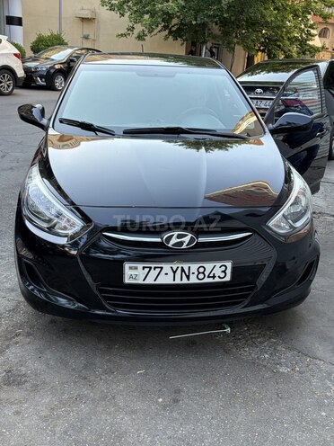 Hyundai Accent-1