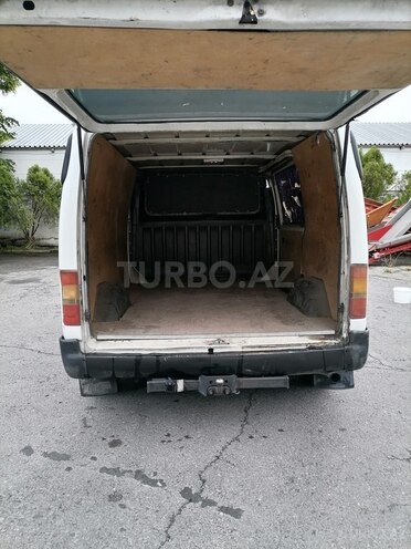 Ford Transit-7