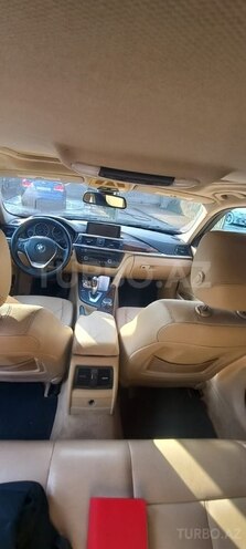 BMW 320-7