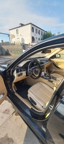 BMW 320-4