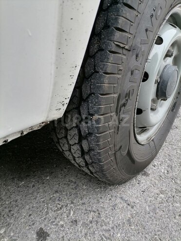 Ford Transit-12