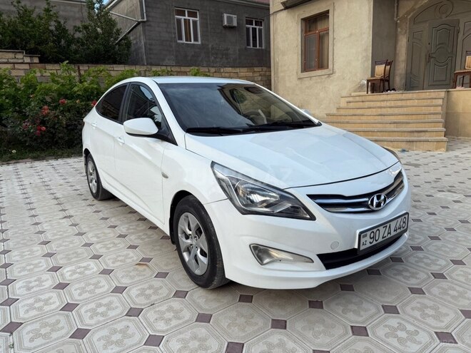 Hyundai Accent-3