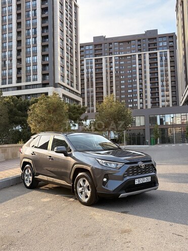 Toyota RAV4-3