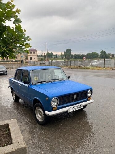LADA (VAZ) 21011-1