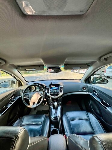 Chevrolet Cruze-9