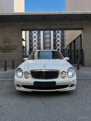 Mercedes E 240-6