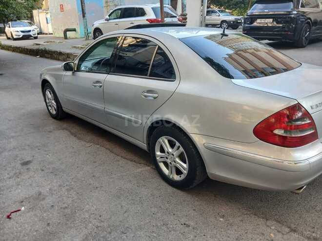 Mercedes E 320-7