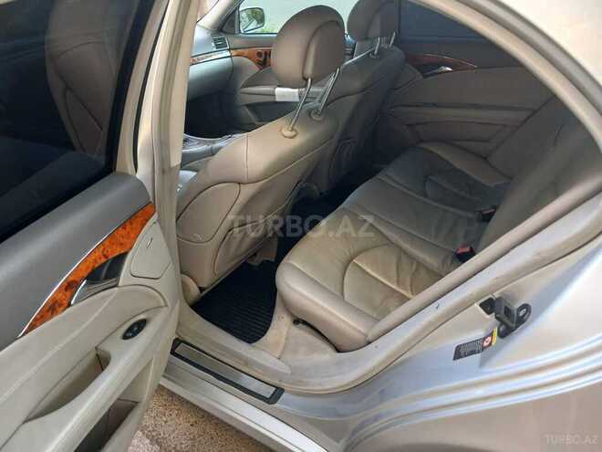 Mercedes E 320-12