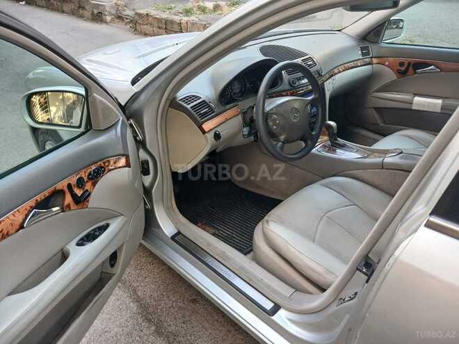 Mercedes E 320-10