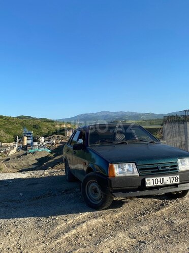 LADA (VAZ) 21099-2