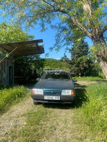 LADA (VAZ) 21099-1