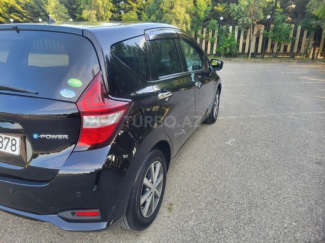 Nissan Note-8