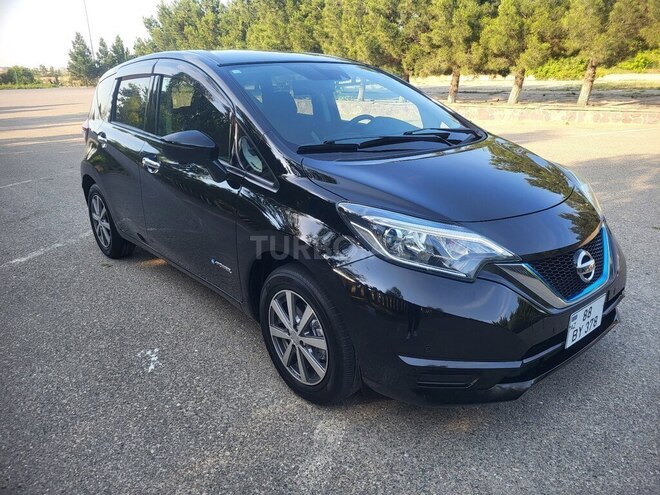 Nissan Note-5