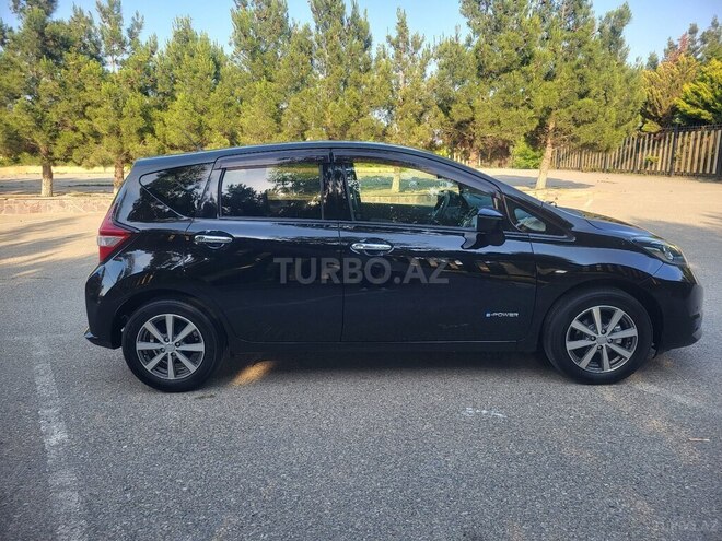Nissan Note-2