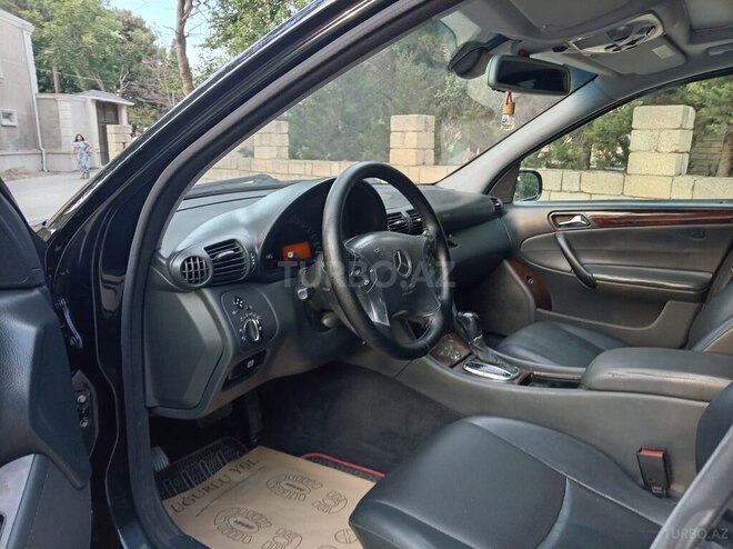 Mercedes C 240-6