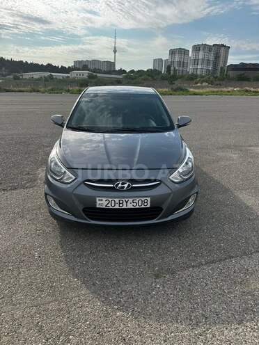 Hyundai Accent-1