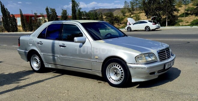 Mercedes C 180-4