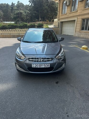 Hyundai Accent-8