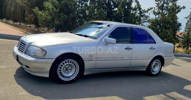 Mercedes C 180-5