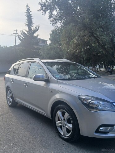 Kia Ceed SW-3