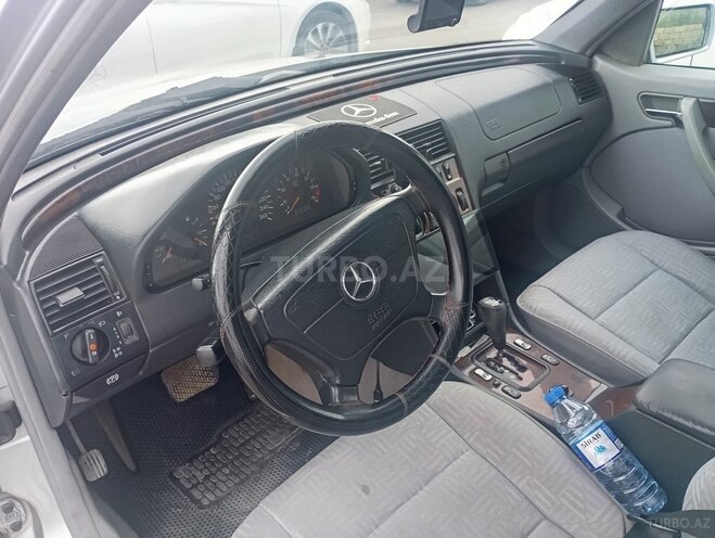 Mercedes C 200-10